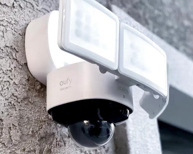 Floodlight Camera 2